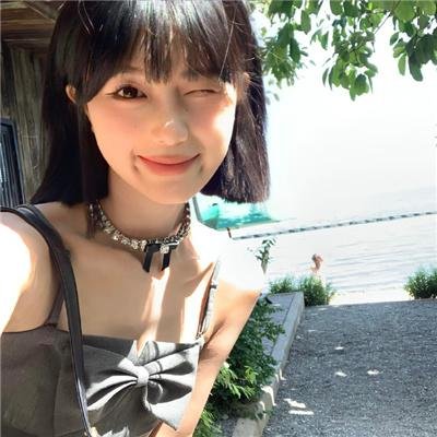 小泳者